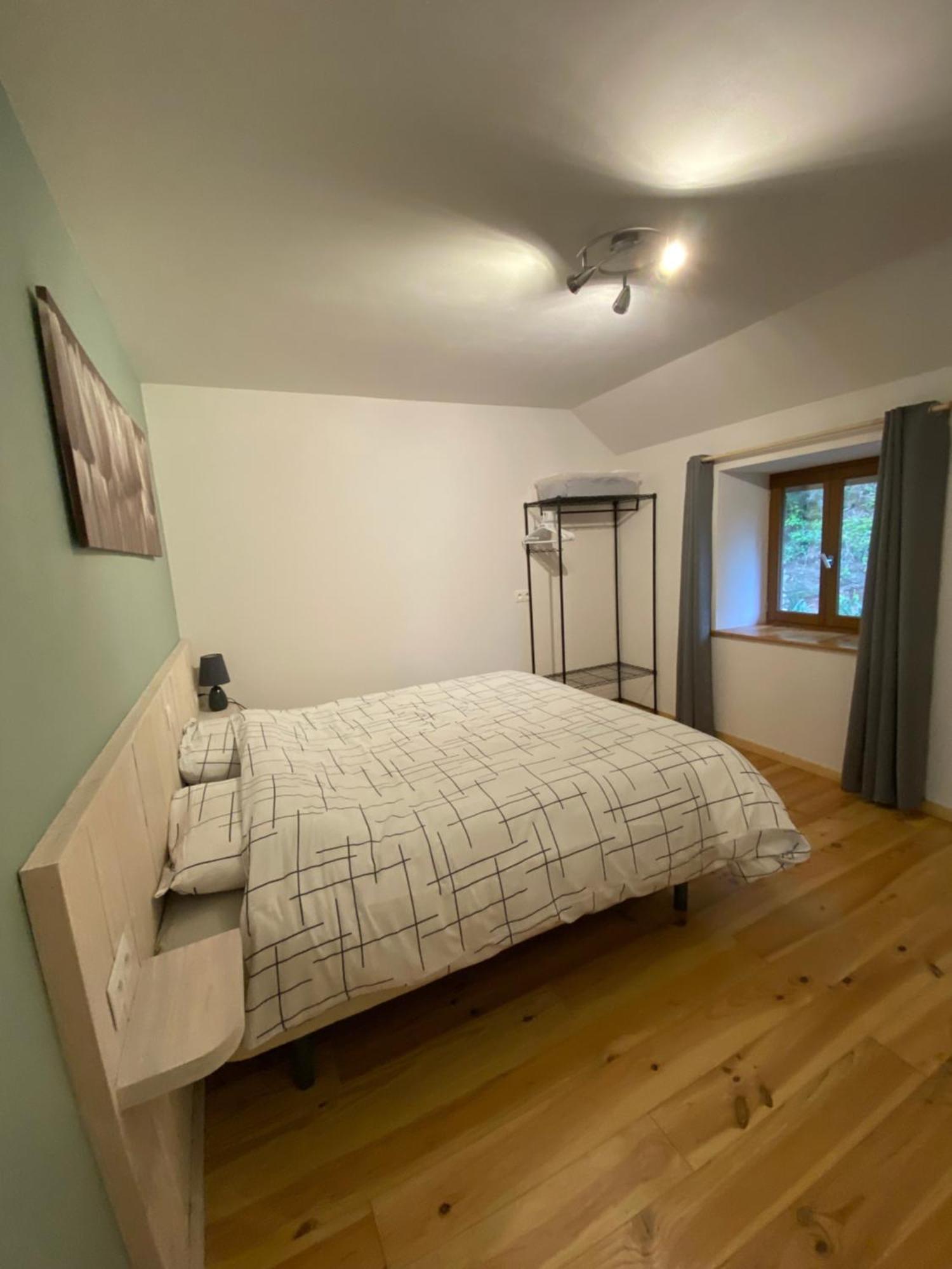Bed and Breakfast Veyrinas 43 Сент-Рьекс-ла-Перш Экстерьер фото